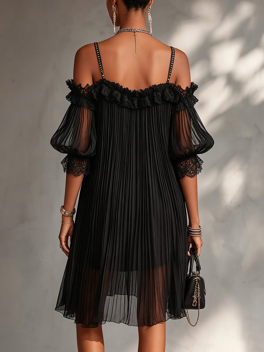 BRUNEL PARIS | Mini-robe en Mousseline Noire à Épaules Dénudées et Finition en Dentelle